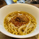 らぁ麺 紫陽花 - 台湾ラーメンのような仕上がり