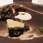 フロリレージュ - 北海道産鱈 白子のムニエル 墨 イカと下仁田葱