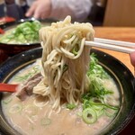 豚旨 うま屋 ラーメン - 