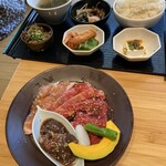 焼肉トラジ - 