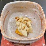 澤田 - 柿とルレクチェ(洋梨)の白和え