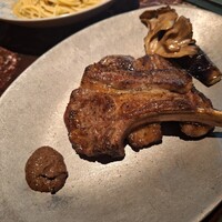 Osteria IL VIAGGIO - ラムチョップ