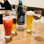 da Uma - まとめてパシャリな写真　ブラッドオレンジ　ノンアルコールビール　スパークリングワイン　生ビール　　byまみこまみこ