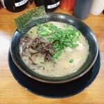 博多長浜らーめん ぼたん - ラーメン