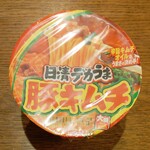 ディオ - 日清デカうま豚キムチ (税抜)110円 (2023.12.29)