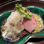 青華こばやし - 25年12月　氷見寒ブリ　辛味大根、山葵　古九谷の器で