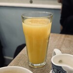 SALLY LUNN’S HISTORIC EATING HOUSE - オレンジジュース
      2023年12月30日