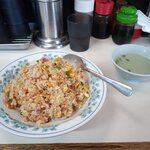 あづまラーメン - 焼き飯 大盛710円