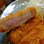 とんかつ とんQ - 絶妙な火入れ感