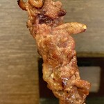 しらゆき - ハラミ
身がたっぷりで脂がありますね！
その分タレがスッキリ味なので食べ易いのです。