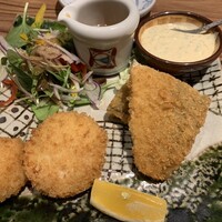 飯家くーた 銀座七丁目店 - 帆立フライand鯵フライ
                      