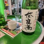 日本酒と牡蠣 モロツヨシ - 