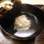 片折 - ずわい蟹のお椀、金石(かないわ)港