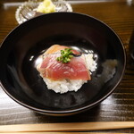 片折 - 鰤漬け丼