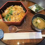 日本料理 雲海 - 大山どり親子重