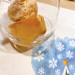 うを徳 - あまおうイチゴの自家製アイスクリーム、小布施産フジリンゴのコンポート、デコポン