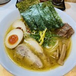 麺屋 音 - 味玉濃厚鶏塩そば1050円