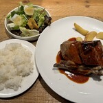 W aoyama The Cellar & Grill - ポークスペアリブ〜BBQソース〜
