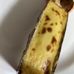 博多久松 - オマール海老のグラタン。500Wレンジで2分温めればめちゃくちゃとろ〜りでプリップリのオマール海老が相まったグラタンを堪能できる。