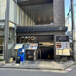 W aoyama The Cellar & Grill - 外観