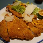 ACQUA - 肉にしっかり下味ついてて、おいし～。