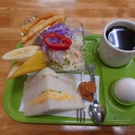 喫茶バンベール - 料理写真:●ブレンドコーヒー（モーニングサービス付き）450円