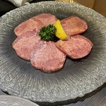 YAKINIKU 八山牛 - 