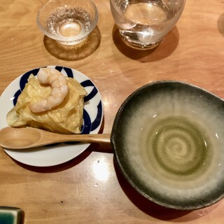 Izakaya Ichi - 海老しんじょ湯葉蒸し