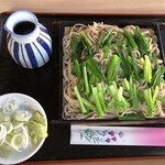 久美野 - 韮蕎麦800円、おそばたっぷりです。