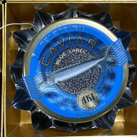 エピセ - 黒毛和牛肉パイ包み焼き　まるごとキャビア　総州古白鶏肉のテリーヌ