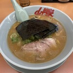 ラーメン山岡家 - 醤油　690円