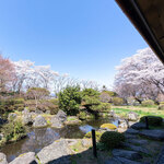 Shikisabou Yamu - 広い庭園