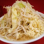 ラーメン二郎 - ラーメン（小）800円(税込)
            生姜、大蒜、野菜 大蒜サイド