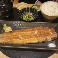 うなぎ四代目菊川 東京駅黒塀横丁店 - 