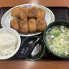 ホワイト餃子 高島平店