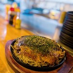 Hiroshima Yaki Jani - 肉玉そば