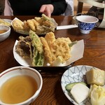 百姓生蕎麦 生心流 十割生蕎麦 松むら - 天ぷらはサクサク　お新香もさっぱりと美味しい