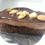 PATISSERIE CLOCHETTE - チョコレートのケーキ