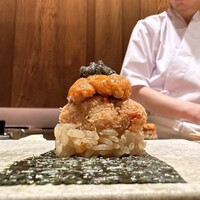 鮨結う紬 - 港区巻きキャビア乗せ