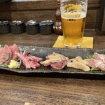 炭火串焼き　隠家 - 