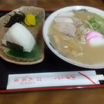 武蔵屋食堂 - 中華そばとおにぎり1個