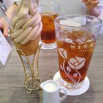 ル サロン ド ニナス - 