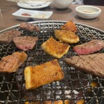 黒毛和牛 焼肉一 - 