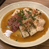 炭火焼肉ホルモン うしごろ 中目黒店 - ホルモン盛合せ