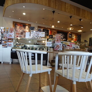 58 LOHAS FARM ORGANIC SALOON_2