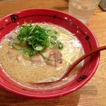 ラーメン匠 - とんこつしぼり５５０円