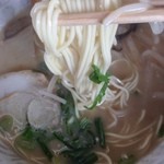 九州ラーメン つるや - 中太麺…アベレージサイズ