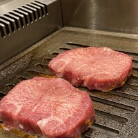 神戸焼肉 金虎 - 