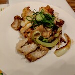 グリルキング - 牛ホルモン炒め