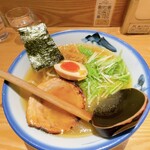 AFURI - 柚子塩ラーメン　淡麗　真空手もみ麺　炙りチャーシュー